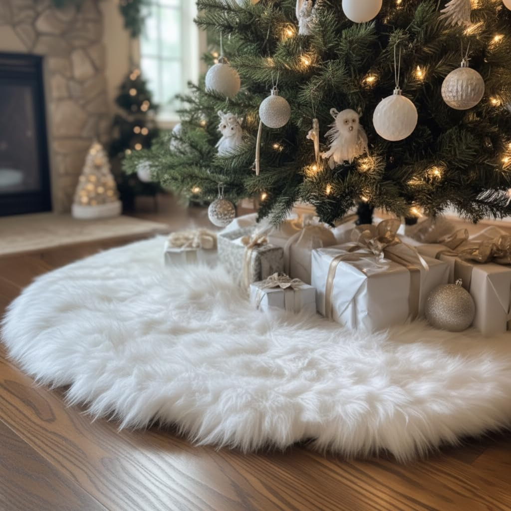 48 Inch White Faux Fur Christmas Tree Skirt, Luxury Plush Tree Base Cover for Holiday Party and Home Christmas Decor